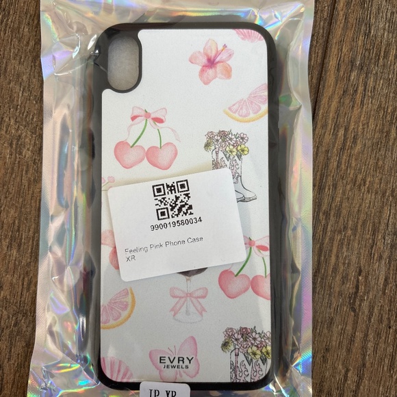 Phone case - Picture 1 of 2
